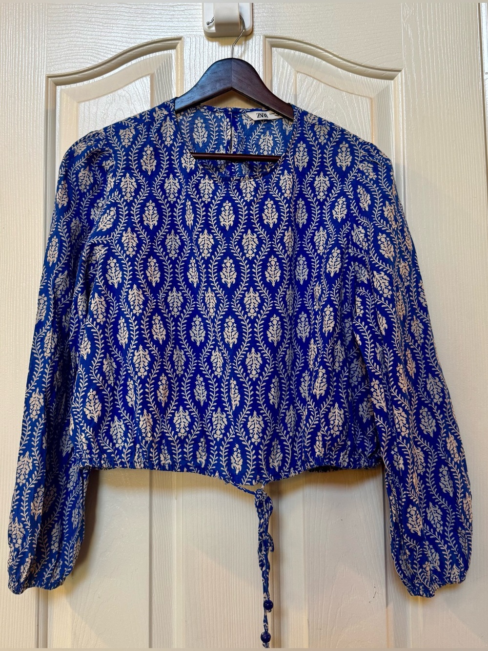 Zara Blue and White Printed Tie-Front Blouse